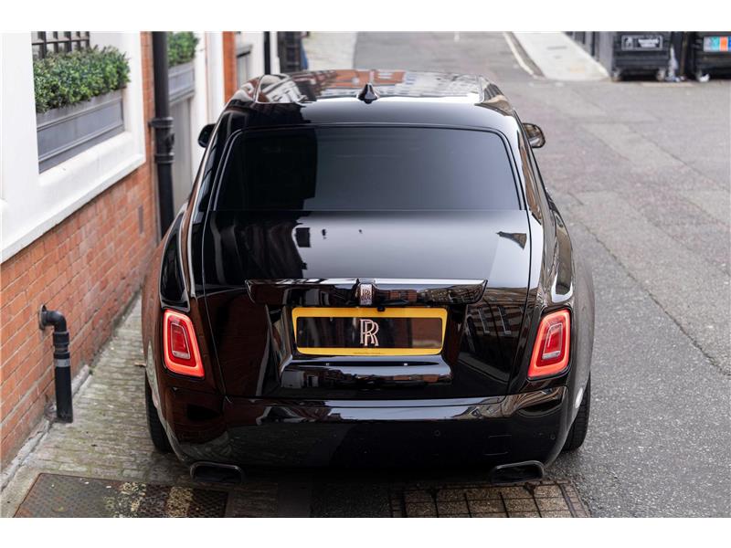 2022 Rolls-Royce Phantom  