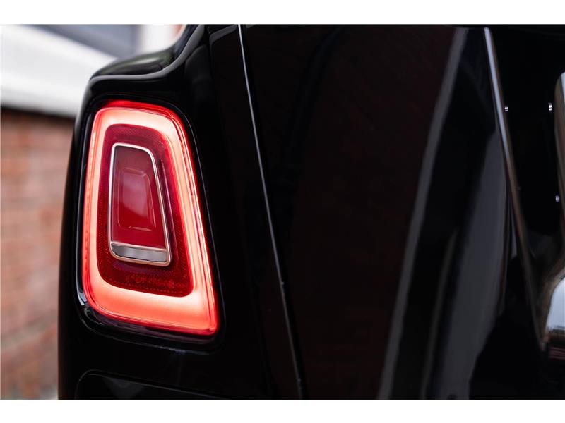 2022 Rolls-Royce Phantom  