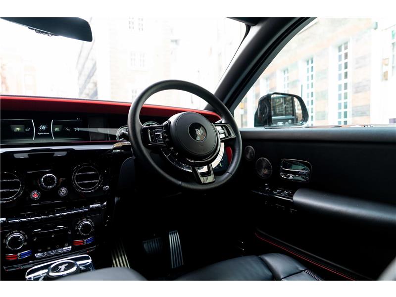 2022 Rolls-Royce Phantom  