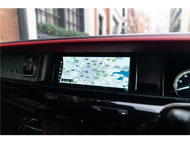 2022 Rolls-Royce Phantom  