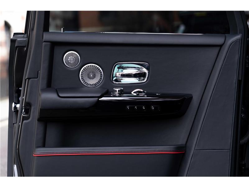 2022 Rolls-Royce Phantom  