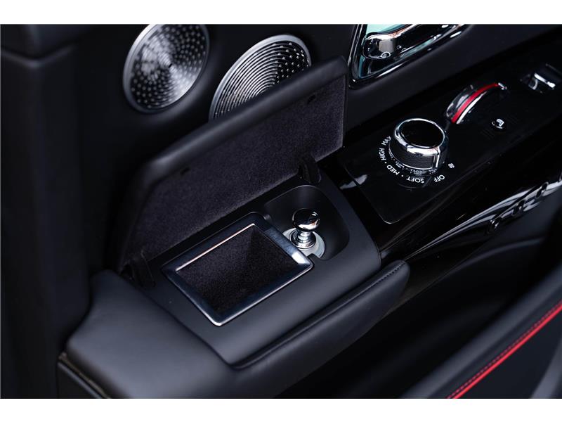 2022 Rolls-Royce Phantom  