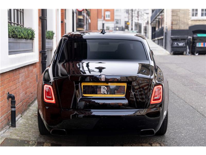 2022 Rolls-Royce Phantom  