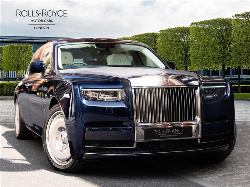 2026 Rolls-Royce Phantom EWB