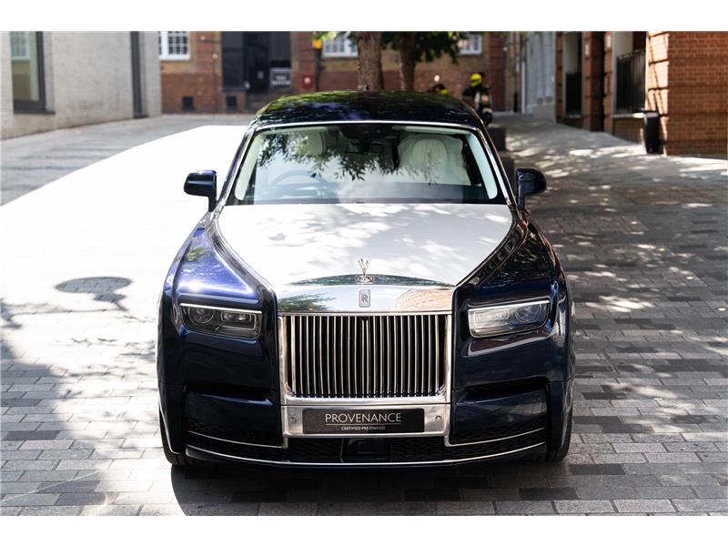 2026 Rolls-Royce Phantom EWB