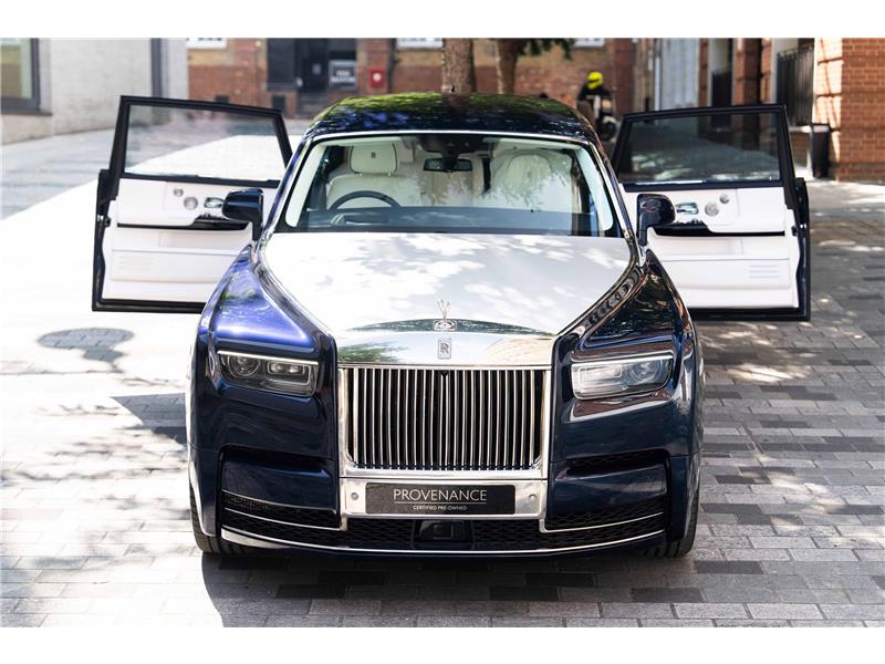 2026 Rolls-Royce Phantom EWB