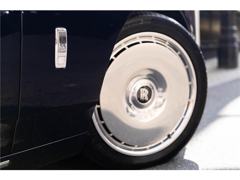 2026 Rolls-Royce Phantom EWB