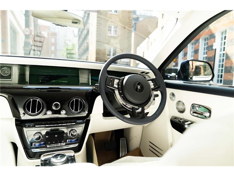 2026 Rolls-Royce Phantom EWB