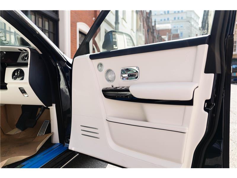 2026 Rolls-Royce Phantom EWB