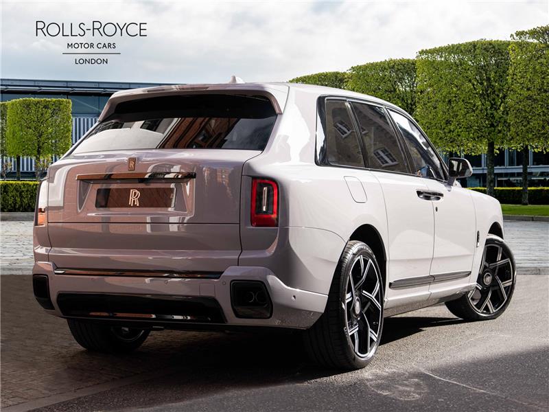 2026 Rolls-Royce Cullinan Series II