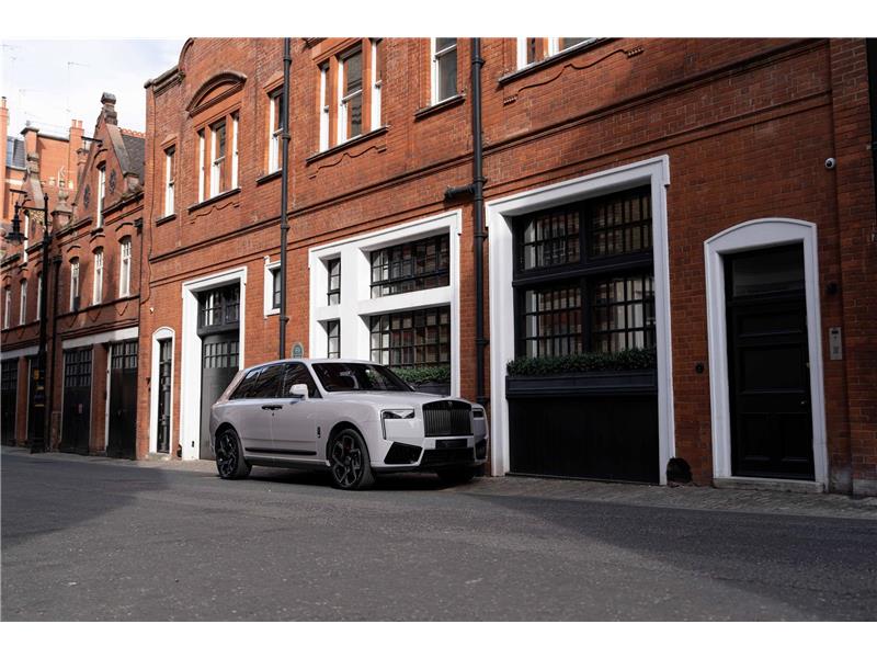 2026 Rolls-Royce Cullinan Series II