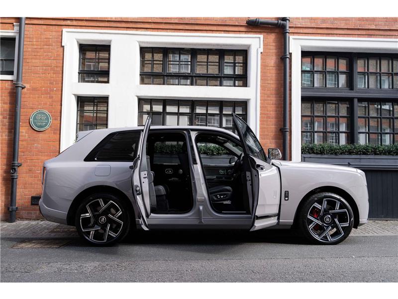 2026 Rolls-Royce Cullinan Series II