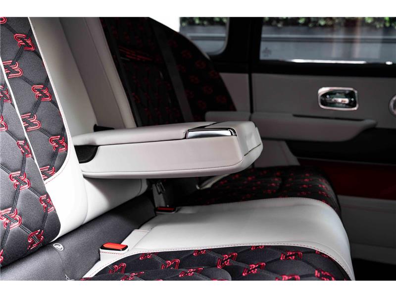 2026 Rolls-Royce Cullinan Series II 6.75 V12 Black Badge