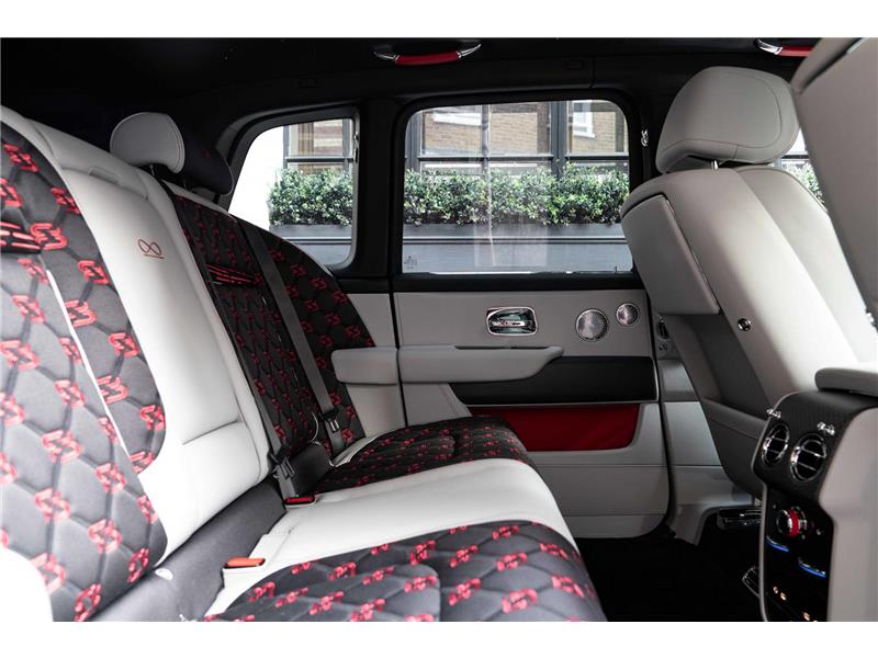 2026 Rolls-Royce Cullinan Series II 6.75 V12 Black Badge
