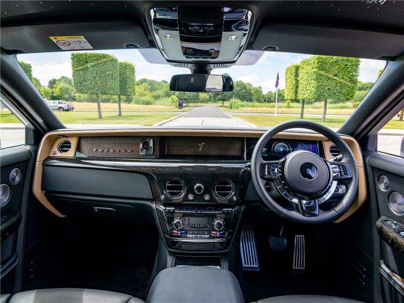 2025 Rolls-Royce Phantom 6.75 V12
