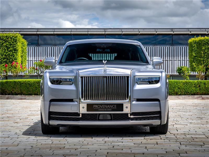 2025 Rolls-Royce Phantom 6.75 V12