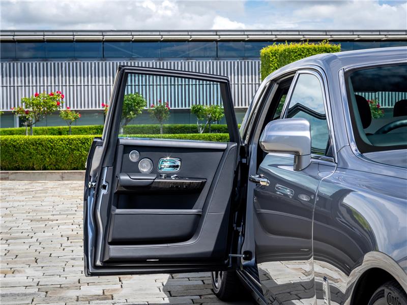 2025 Rolls-Royce Phantom 6.75 V12