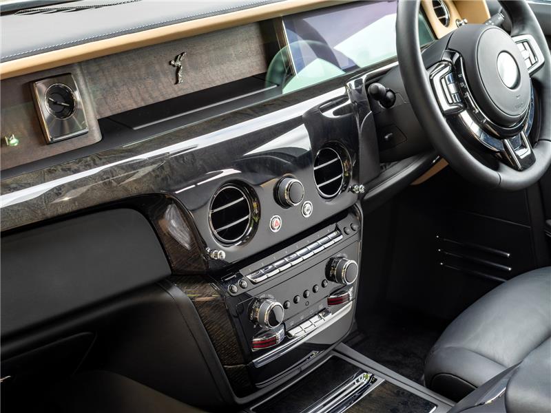 2025 Rolls-Royce Phantom 6.75 V12