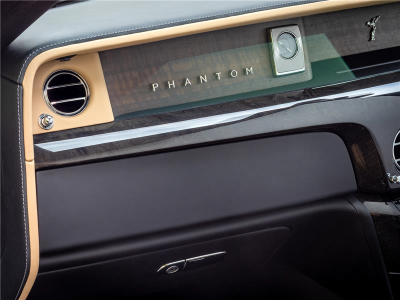 2025 Rolls-Royce Phantom 6.75 V12
