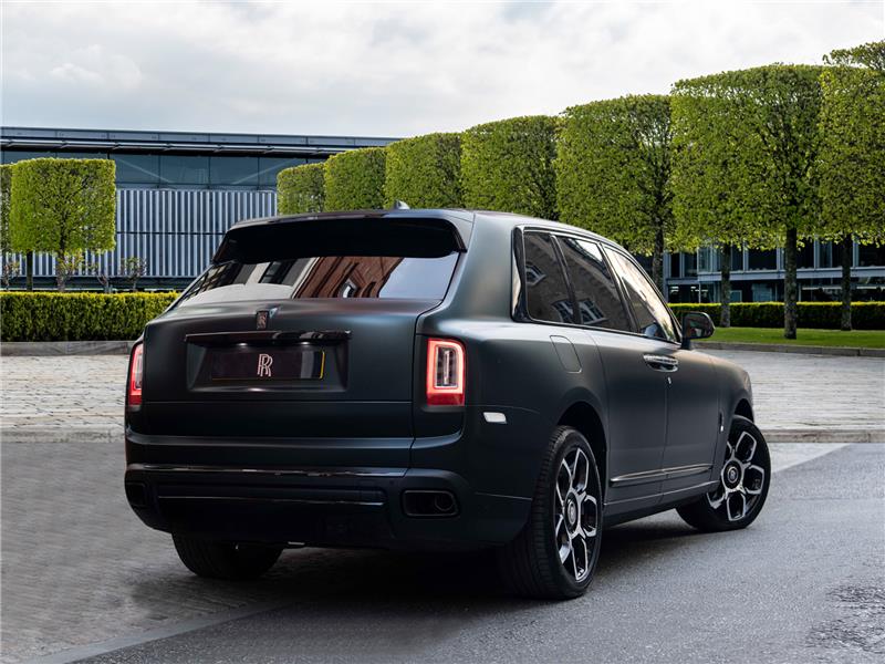 2023 Rolls-Royce Cullinan 6.75 V12 Black Badge