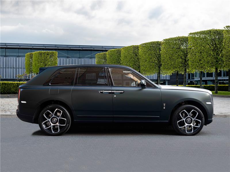 2023 Rolls-Royce Cullinan 6.75 V12 Black Badge