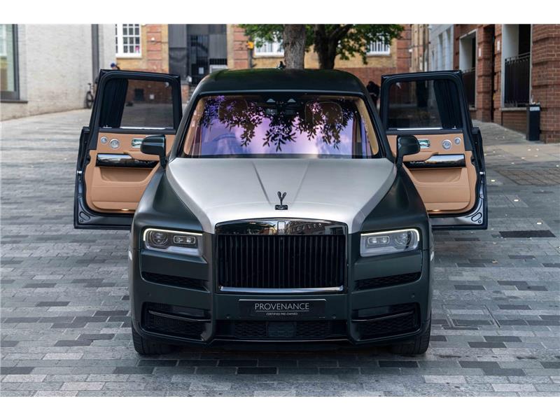 2023 Rolls-Royce Cullinan 6.75 V12 Black Badge