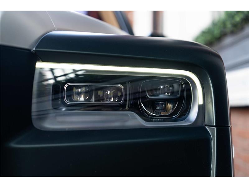 2023 Rolls-Royce Cullinan 6.75 V12 Black Badge
