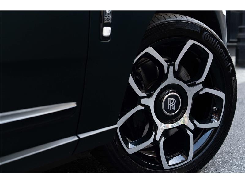2023 Rolls-Royce Cullinan 6.75 V12 Black Badge