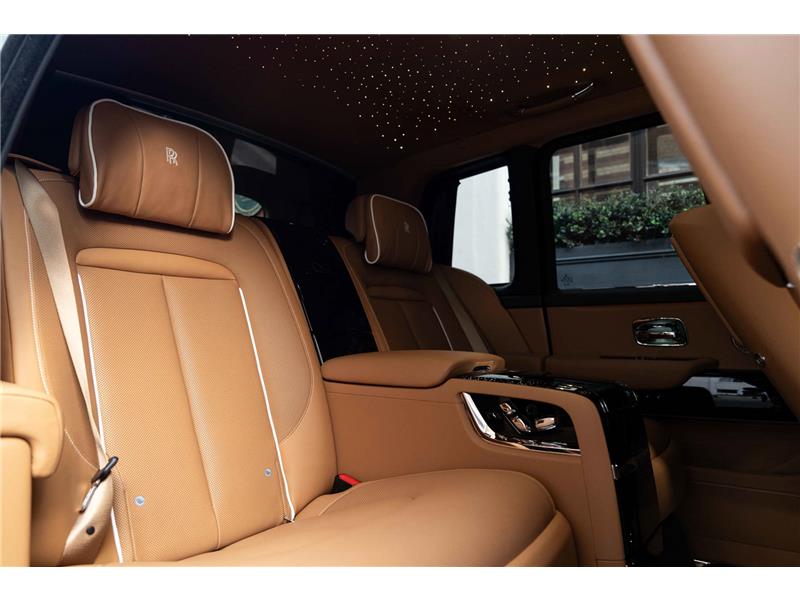 2023 Rolls-Royce Cullinan 6.75 V12 Black Badge