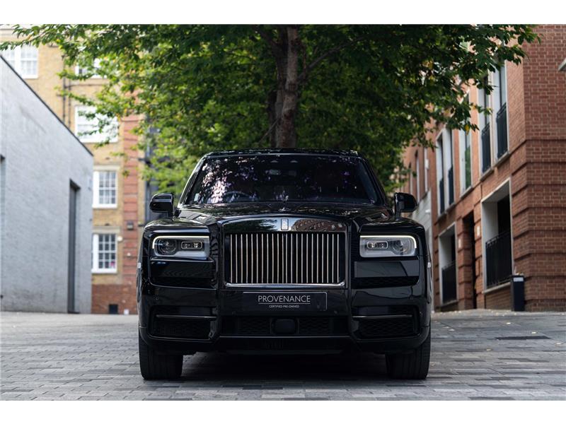 2022 Rolls-Royce Cullinan 6.75 V12 Black Badge
