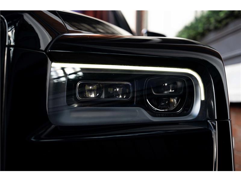 2022 Rolls-Royce Cullinan 6.75 V12 Black Badge