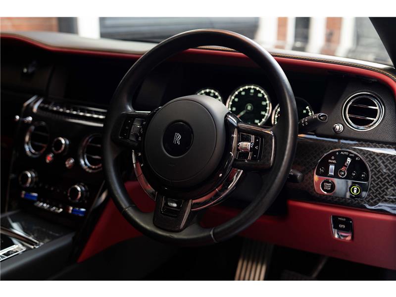 2022 Rolls-Royce Cullinan 6.75 V12 Black Badge
