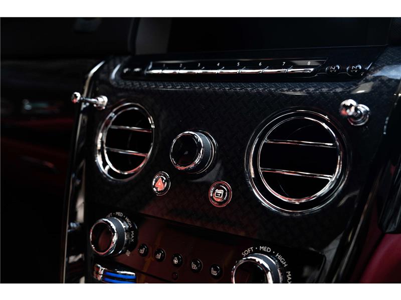 2022 Rolls-Royce Cullinan 6.75 V12 Black Badge