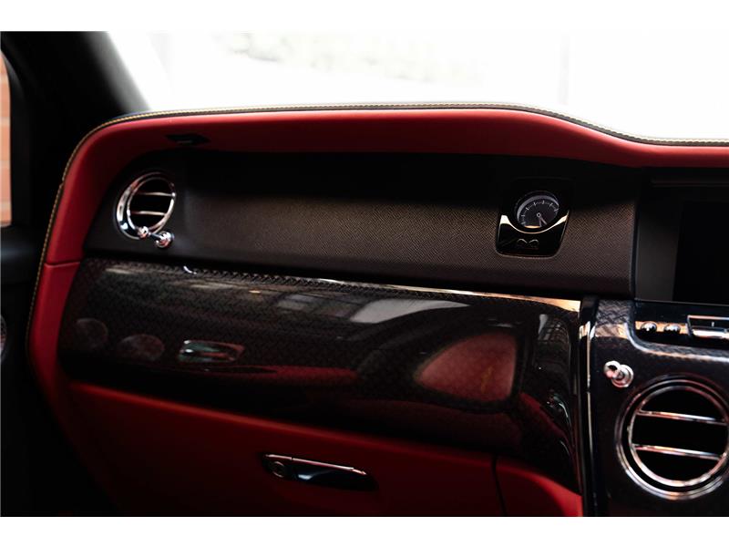 2022 Rolls-Royce Cullinan 6.75 V12 Black Badge
