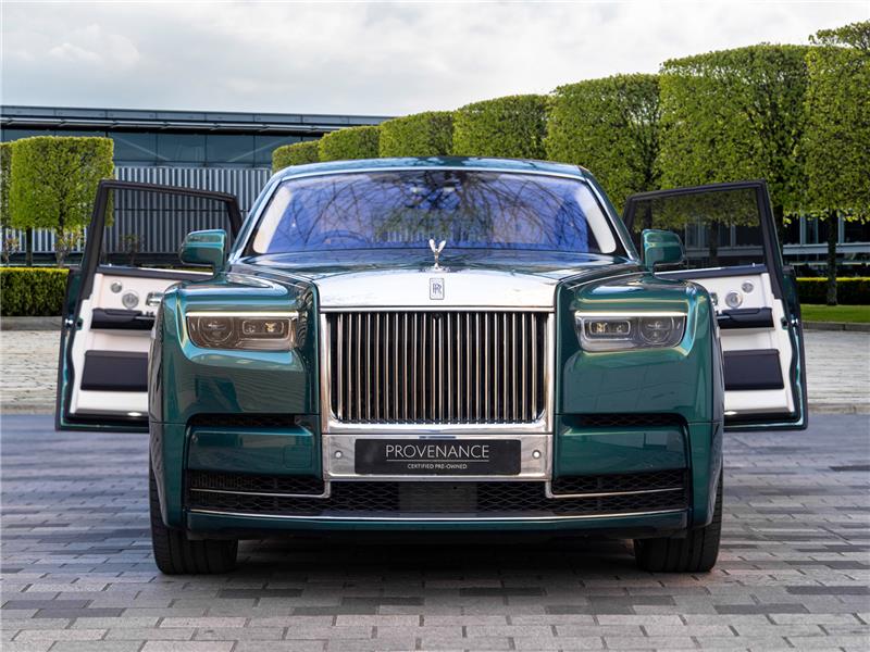 2024 Rolls-Royce Phantom 6.75 V12