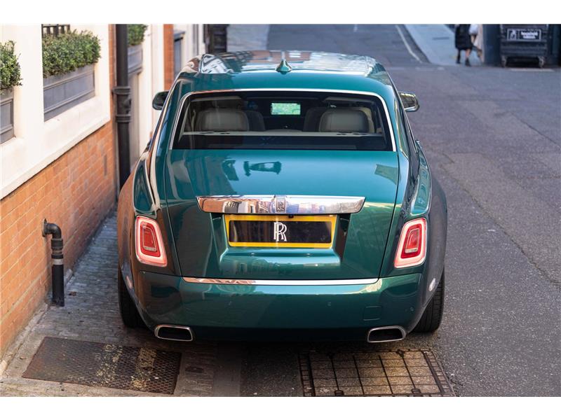 2024 Rolls-Royce Phantom 6.75 V12