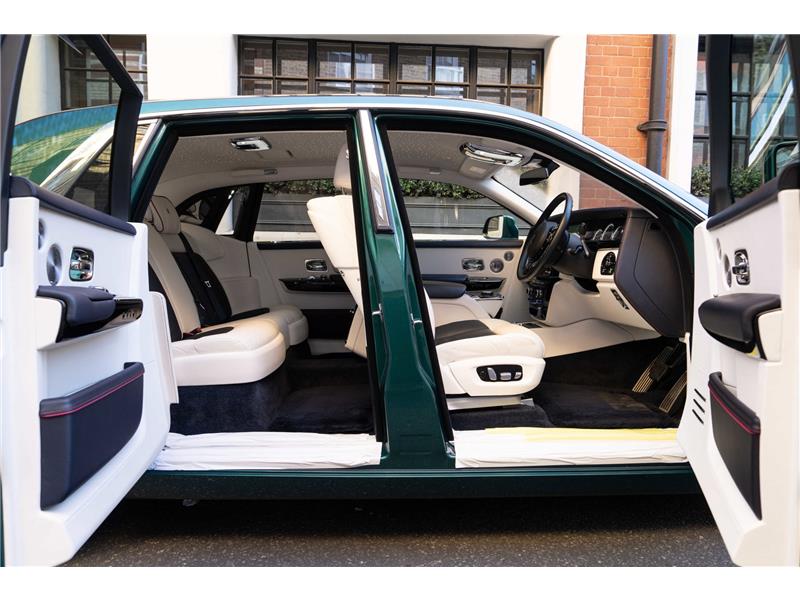 2024 Rolls-Royce Phantom 6.75 V12