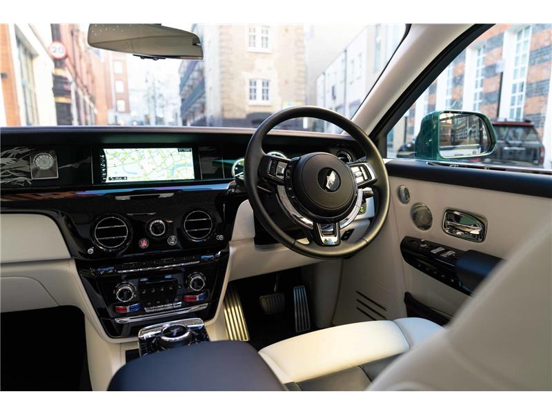 2024 Rolls-Royce Phantom 6.75 V12