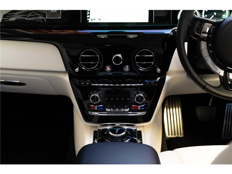 2024 Rolls-Royce Phantom 6.75 V12