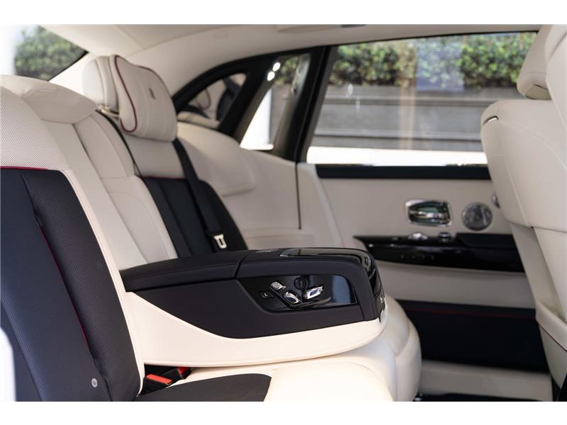 2024 Rolls-Royce Phantom 6.75 V12