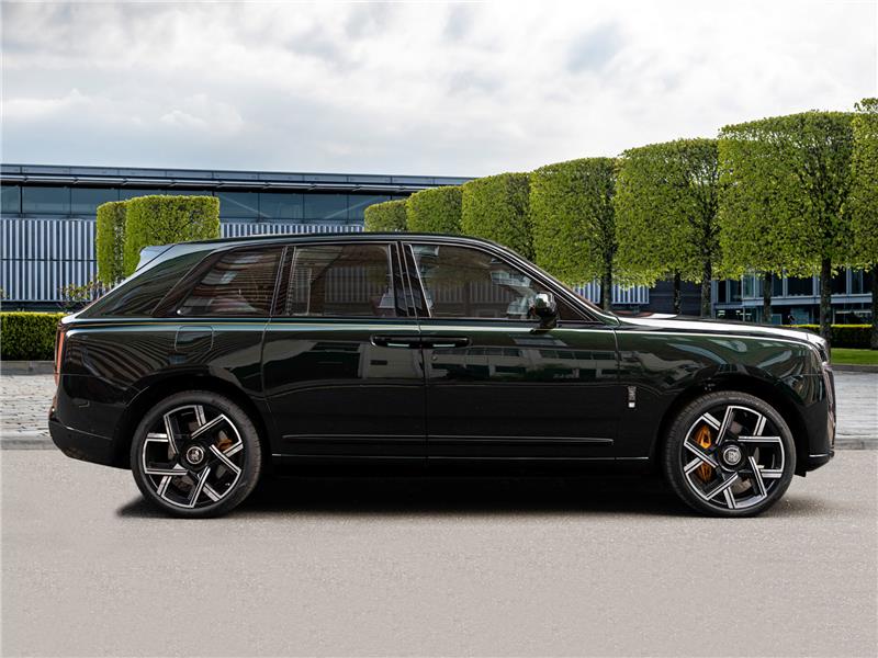 2024 Rolls-Royce Cullinan Series II 6.75 V12 Black Badge