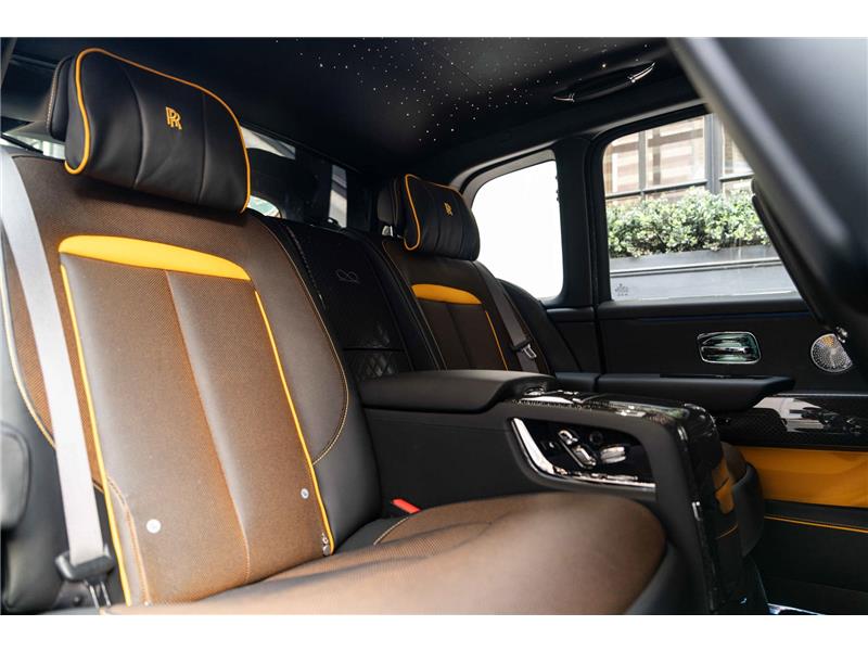 2024 Rolls-Royce Cullinan Series II 6.75 V12 Black Badge