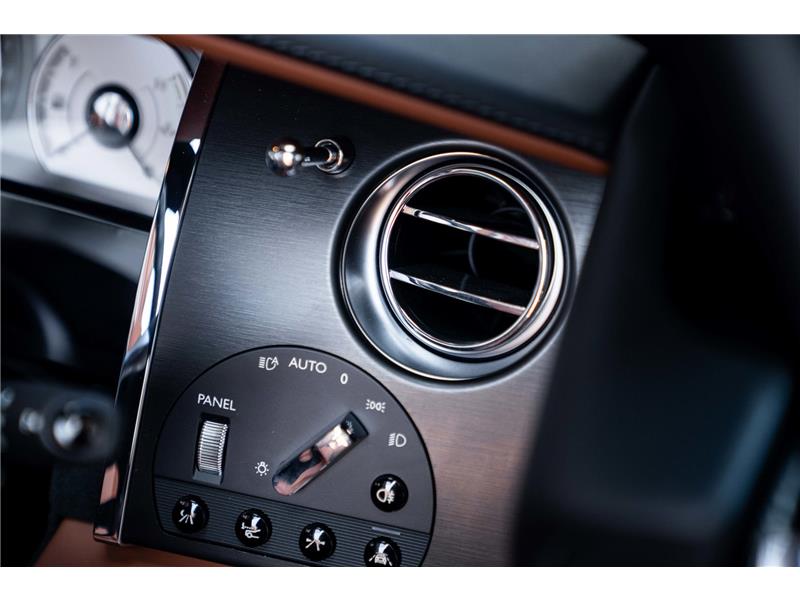 2021 Rolls-Royce Dawn 6.6 V12