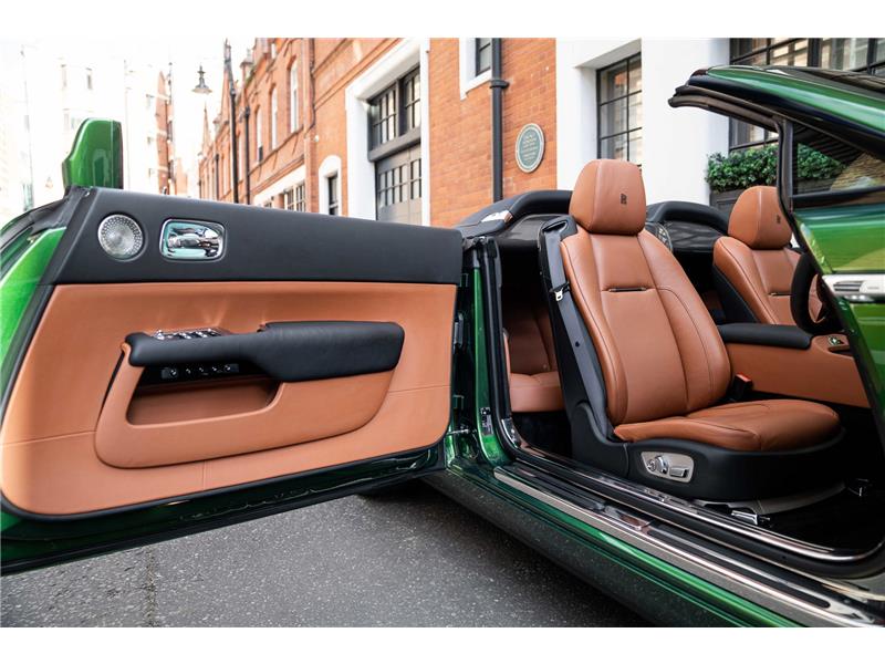 2021 Rolls-Royce Dawn 6.6 V12