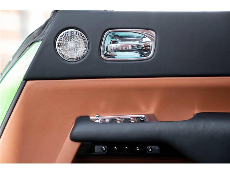 2021 Rolls-Royce Dawn 6.6 V12