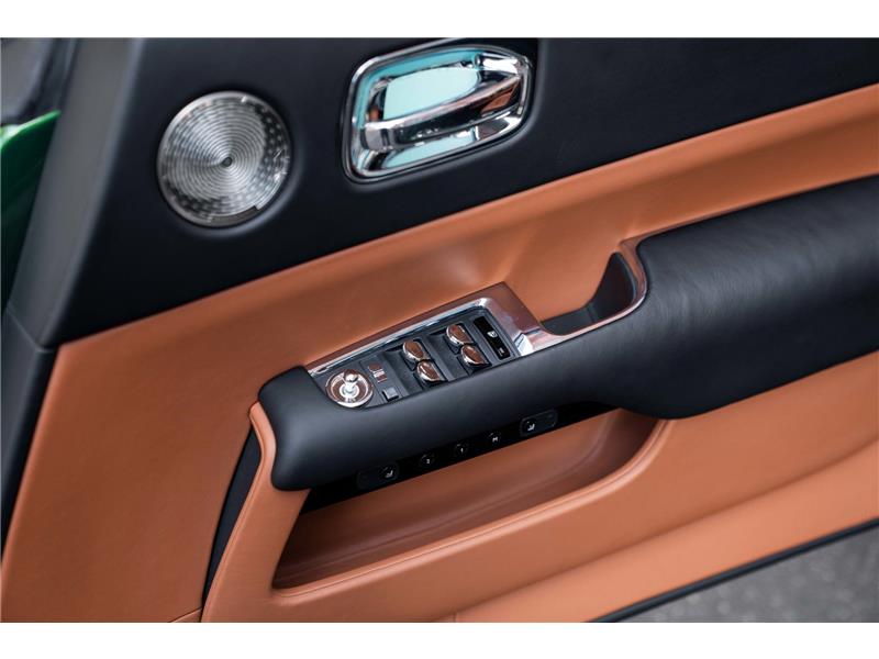 2021 Rolls-Royce Dawn 6.6 V12