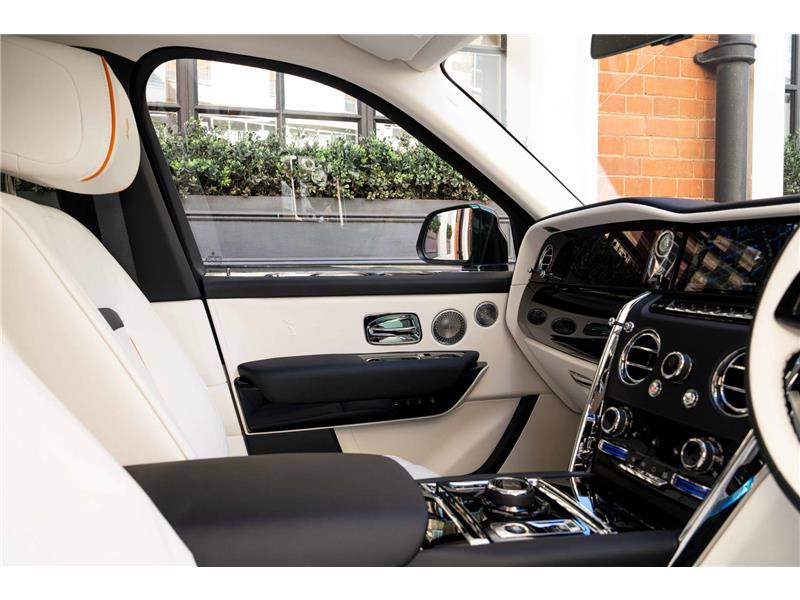 2026 Rolls-Royce Cullinan Series II 6.75 V12