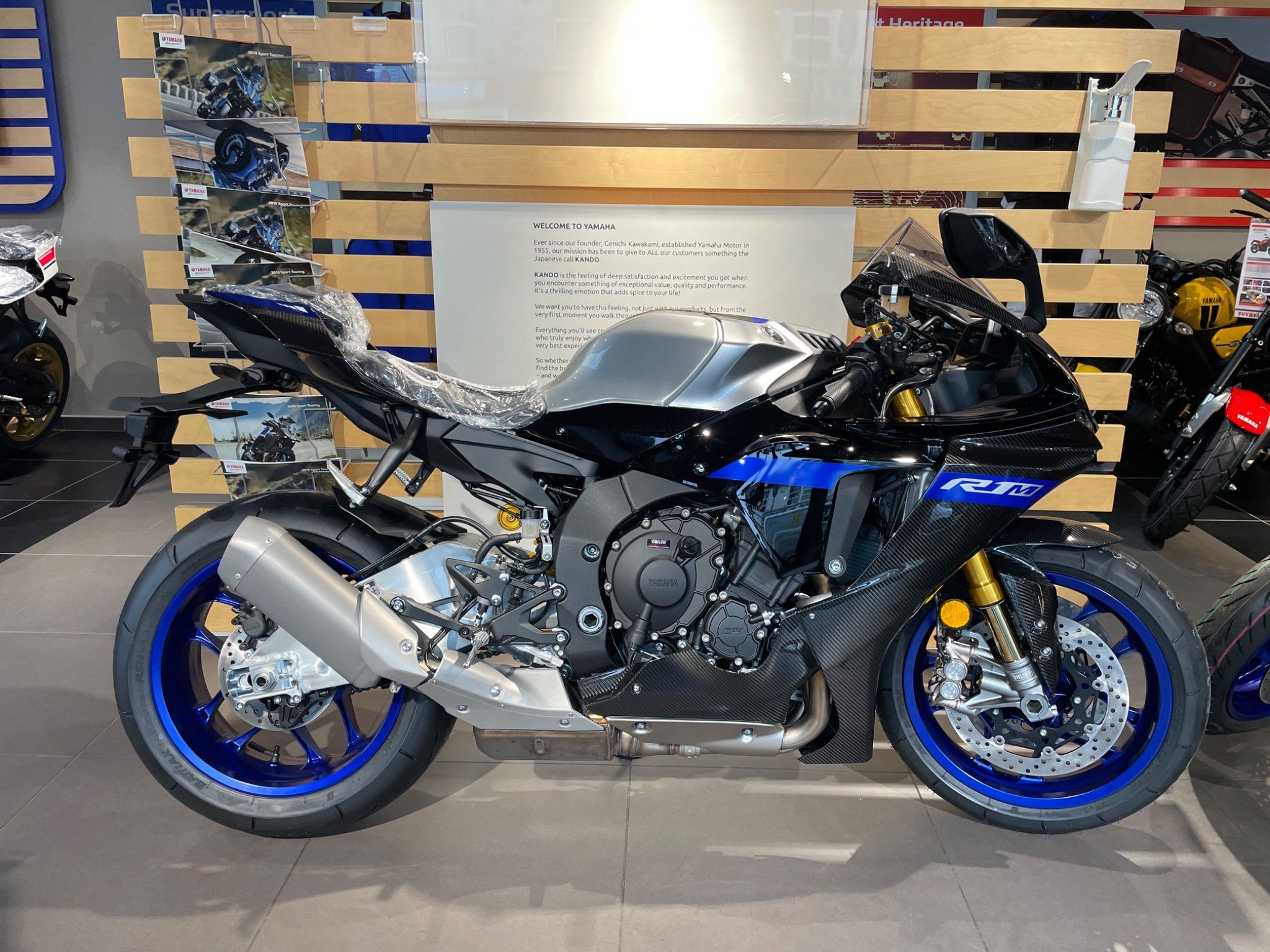 New Yamaha R1M 1000 ABS