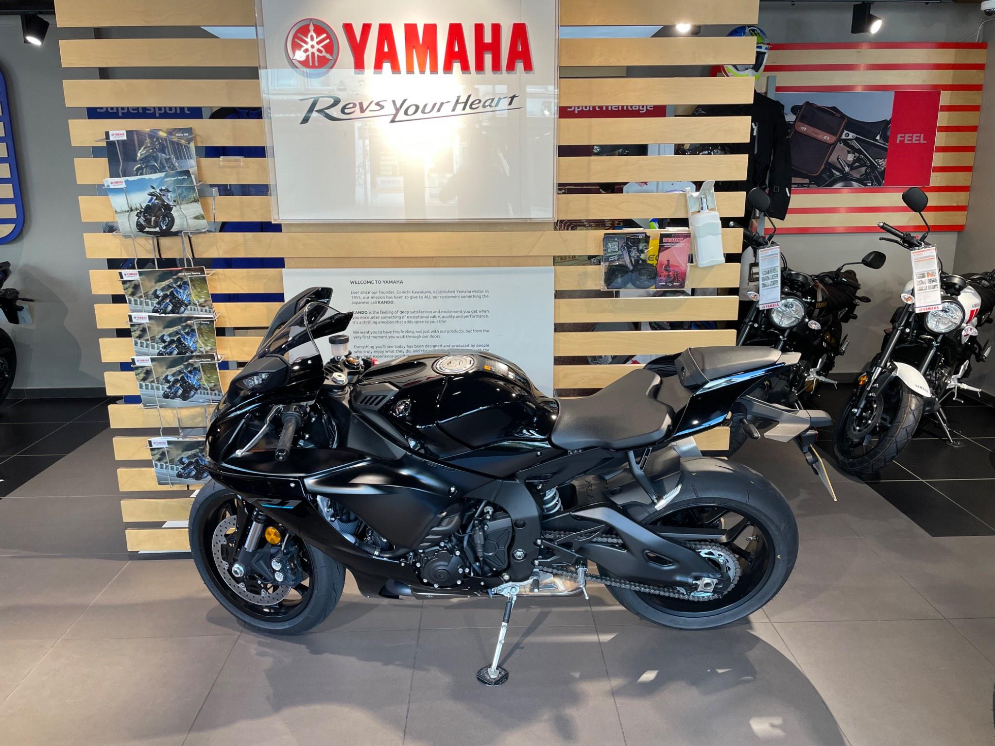 2023 Yamaha R1 1000 ABS