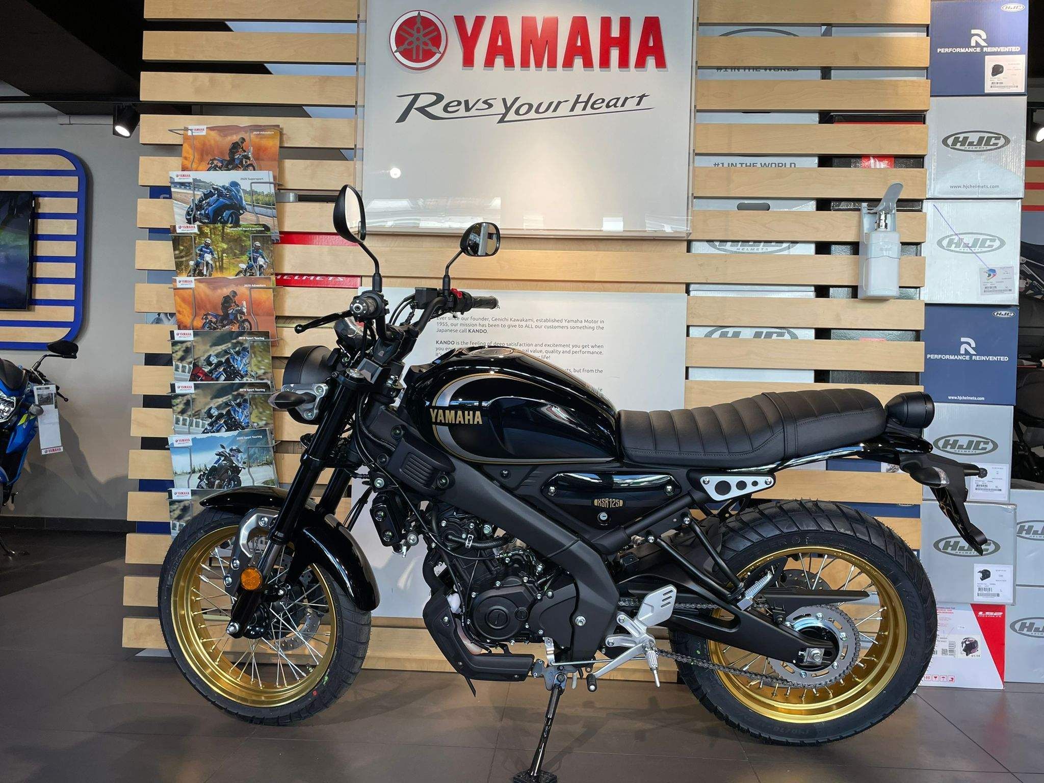 New Yamaha XSR125 125 SP